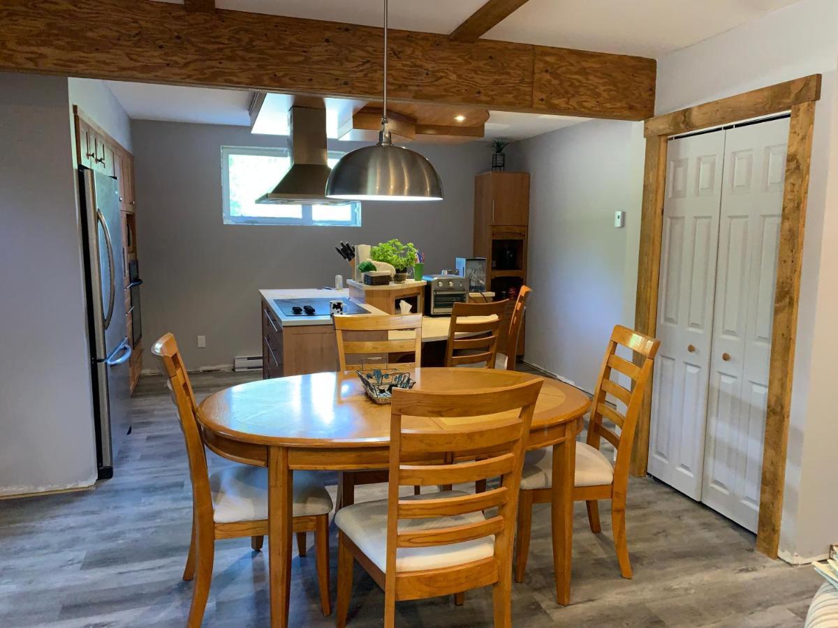Appartement Mont Edouard, Hebergement Paisible A La Montagne LʼAnse-Saint-Jean Zewnętrze zdjęcie